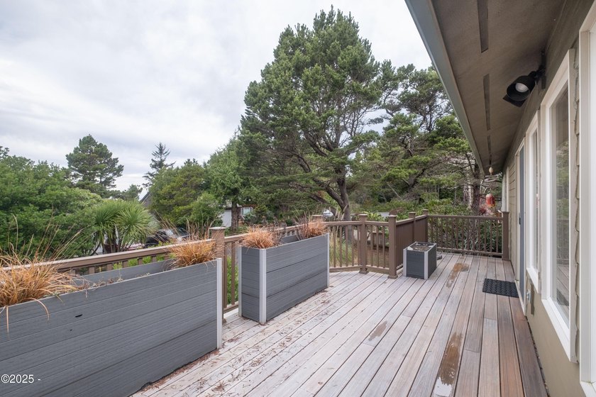 Ocean peaks and priced to sell at $749,900 for this Luxury - photo 6