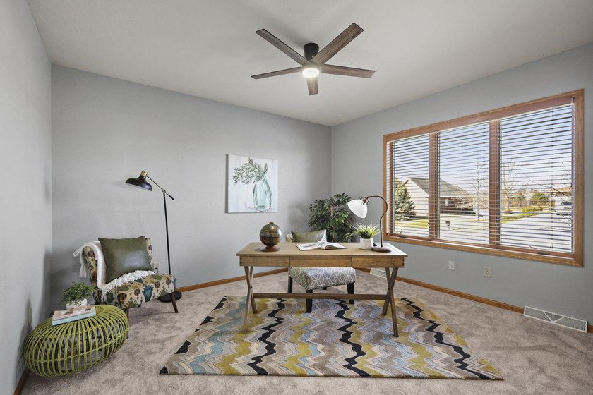 BRAND NEW ROOF! Welcome to this beautifully maintained 4-bedroom - photo 14
