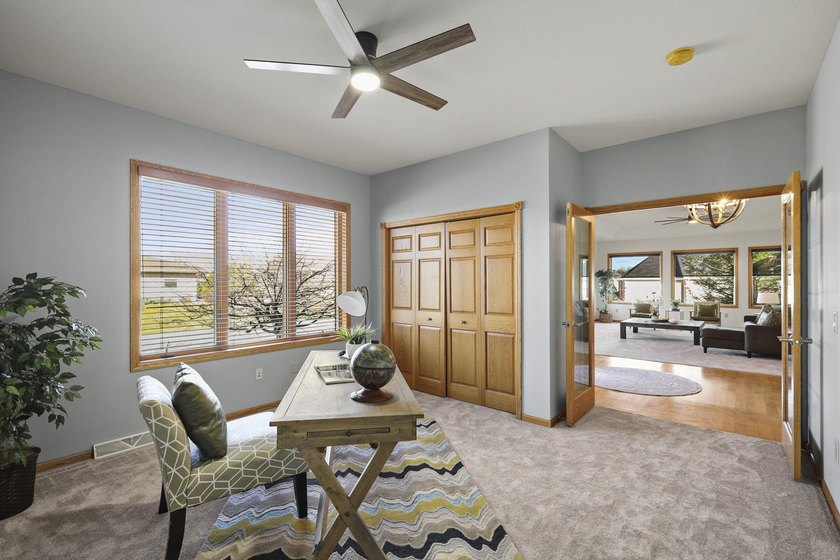 BRAND NEW ROOF! Welcome to this beautifully maintained 4-bedroom - photo 15