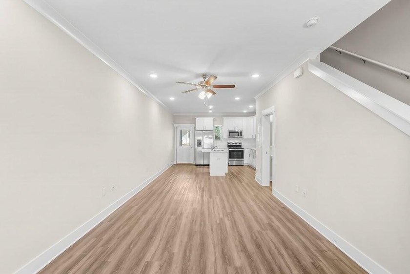 This Vista floor plan offers 3 bedrooms, 2.5 baths, and 1,336 sq - photo 9