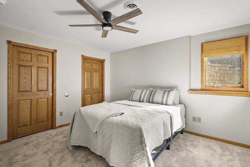 BRAND NEW ROOF! Welcome to this beautifully maintained 4-bedroom - photo 50