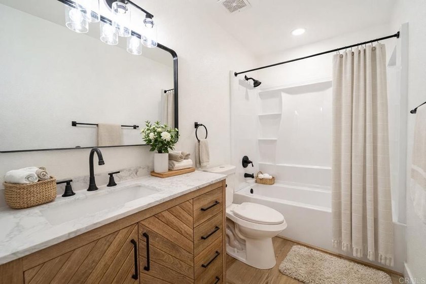 Finding a fully remodeled 2-bedroom, 1-bath home in San Diego - photo 4