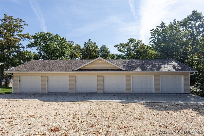 Stunning waterfront view in this FULL PACKAGE updated, fully - photo 44