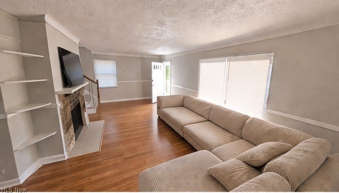 This charming, well-maintained single-family home in Euclid - photo 9