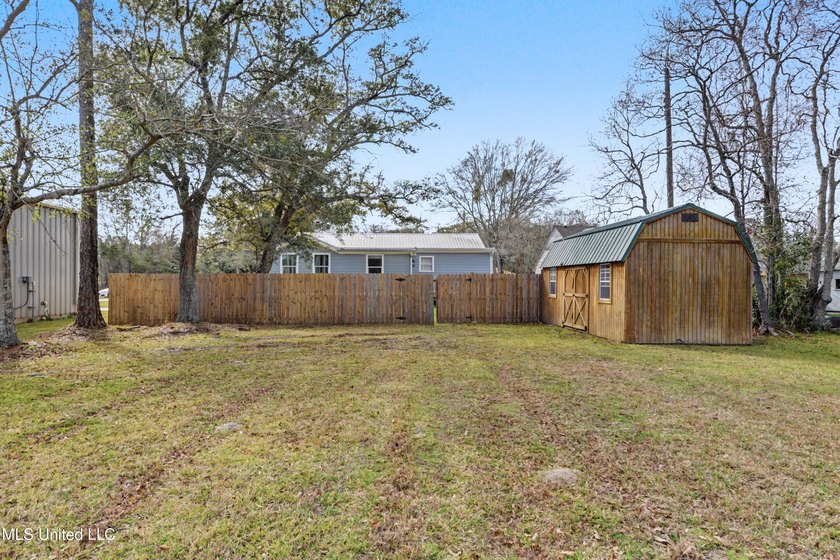 Welcome to South Pascagoula. This 3 bedroom 2 bath home also - photo 28