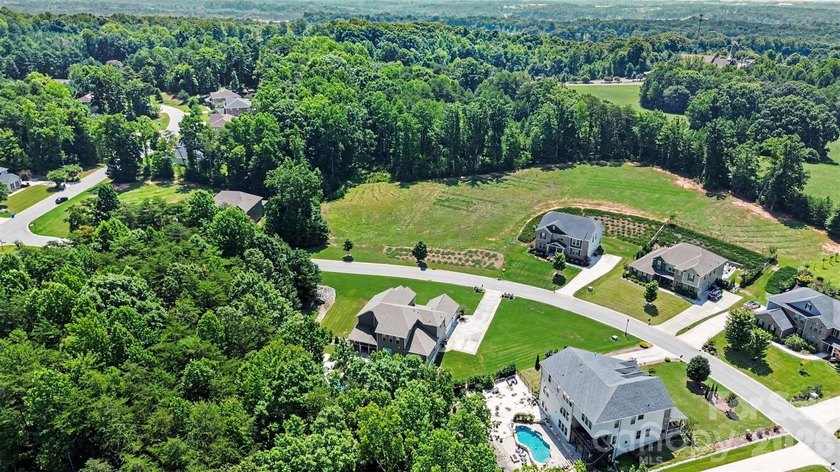 This immaculate residence blends refined design with exceptional - photo 10