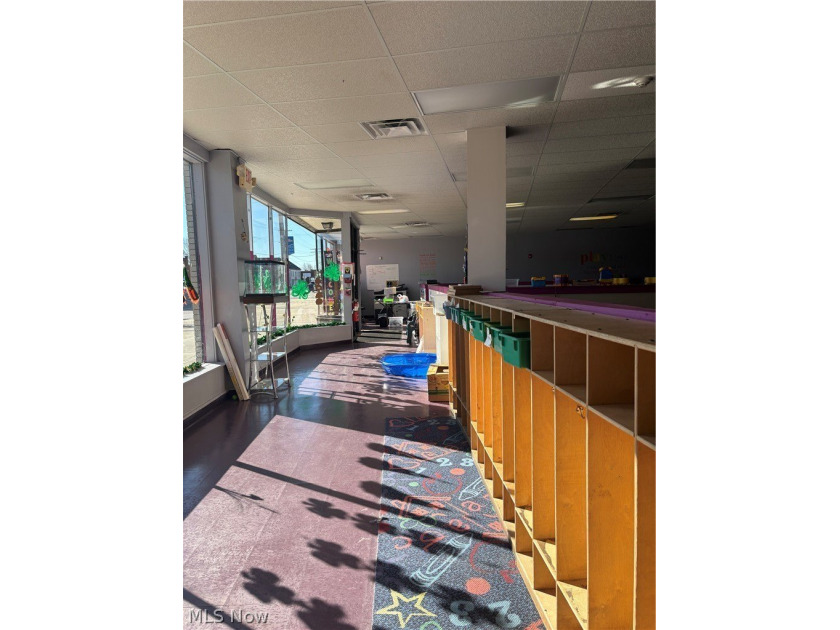 Beautiful Commercial Building with Established Daycare Business - photo 2