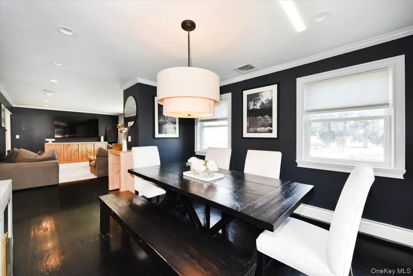 MOVE IN READY completely renovated 3 Bedroom, 2 Bath expanded - photo 9