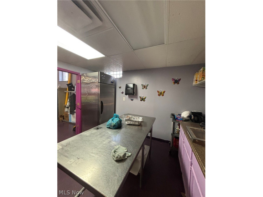 Beautiful Commercial Building with Established Daycare Business - photo 10
