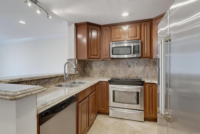 Listing provided by Coldwell Banker West - Jennifer - photo 4