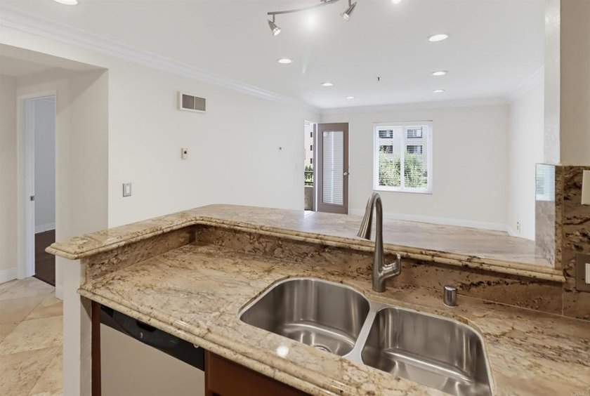 Listing provided by Coldwell Banker West - Jennifer - photo 7