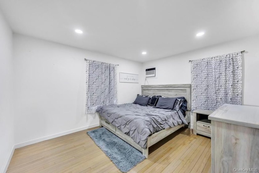 Photos coming soon! Welcome to this Spacious and versatile home - photo 13