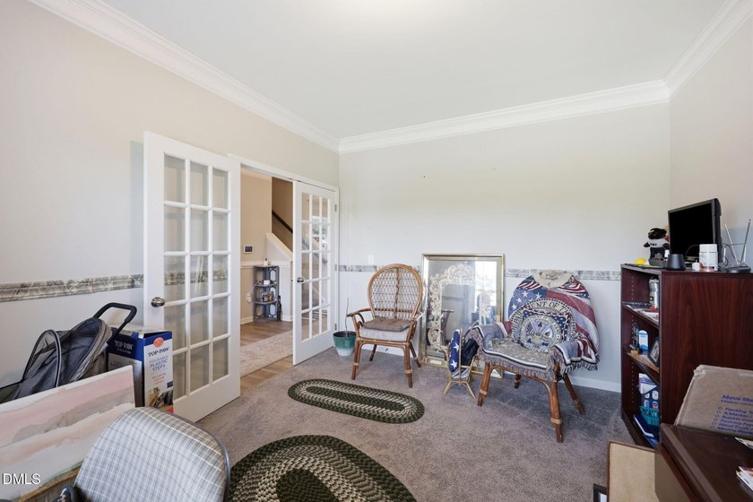 Welcome to this spacious home in the desirable Beverly Place - photo 17