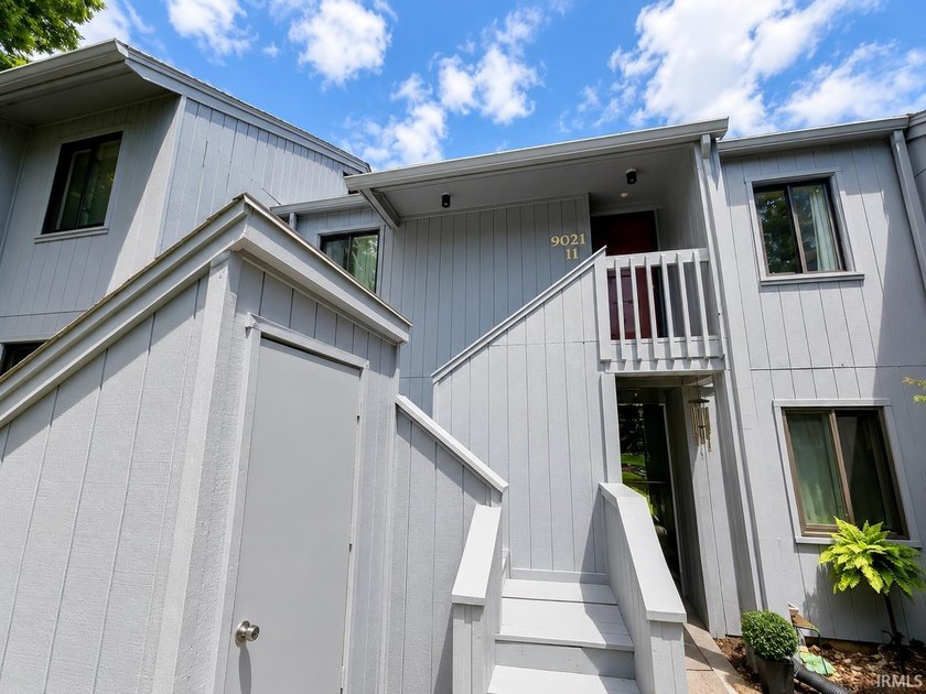 Located on the 18th fairway of Eagle Pointe Golf Resort, this - photo 2