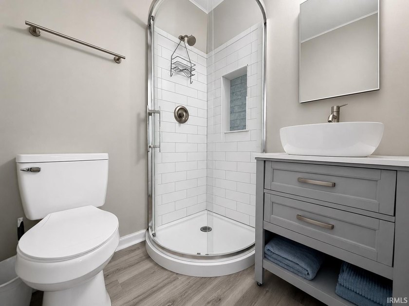 Located on the 18th fairway of Eagle Pointe Golf Resort, this - photo 9