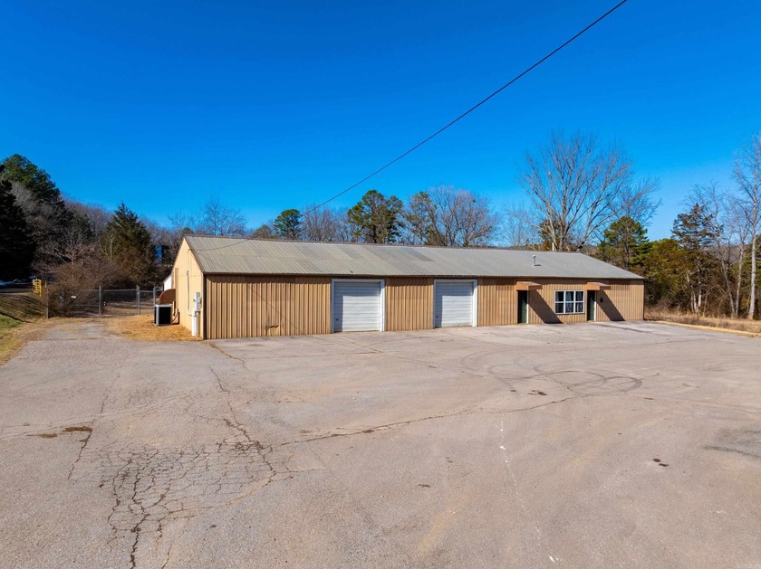 WORK, STORE &amp; GROW - PRIME COMMERCIAL OPPORTUNITY IN HEBER - photo 4