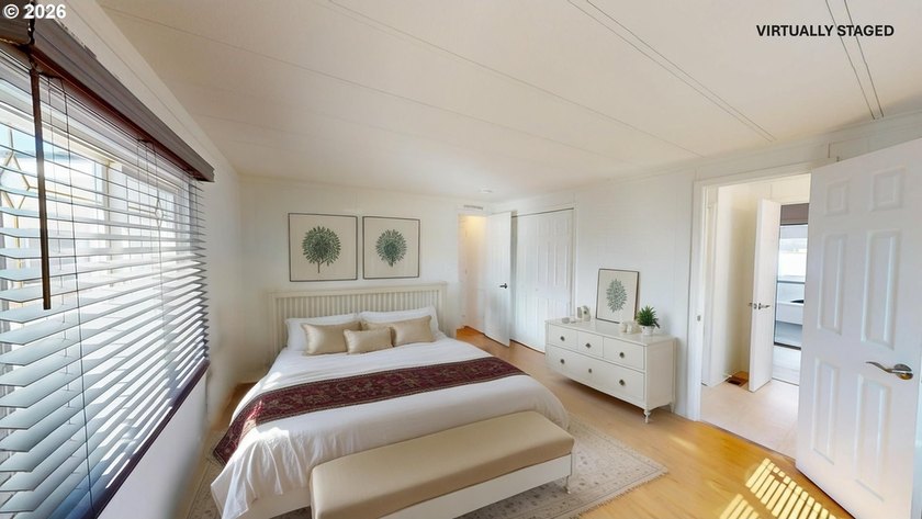 MOTIVATED SELLER! Relaxed lifestyle on the coast... This - photo 17