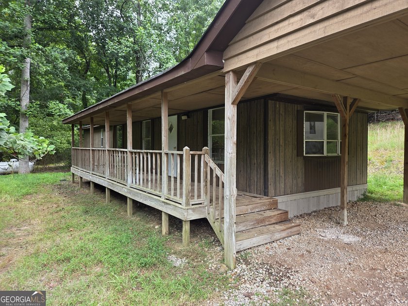 Opportunity awaits! Bring your vision to this property located - photo 4