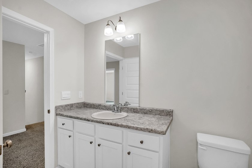 Ready to move in, this home is conveniently located just moments - photo 36