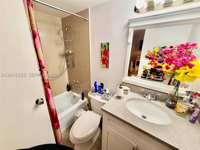 CONDO 55+ BEAUTIFUL AND REMODELED UNIT 1BED/1BATH AND HALF BATH - photo 7
