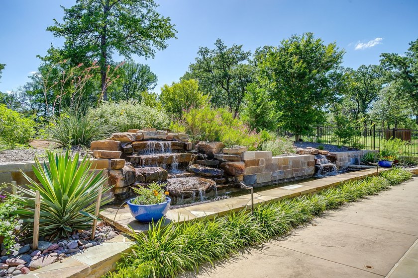 THERE'S NO PLACE LIKE THIS HOME. This is the property where - photo 3