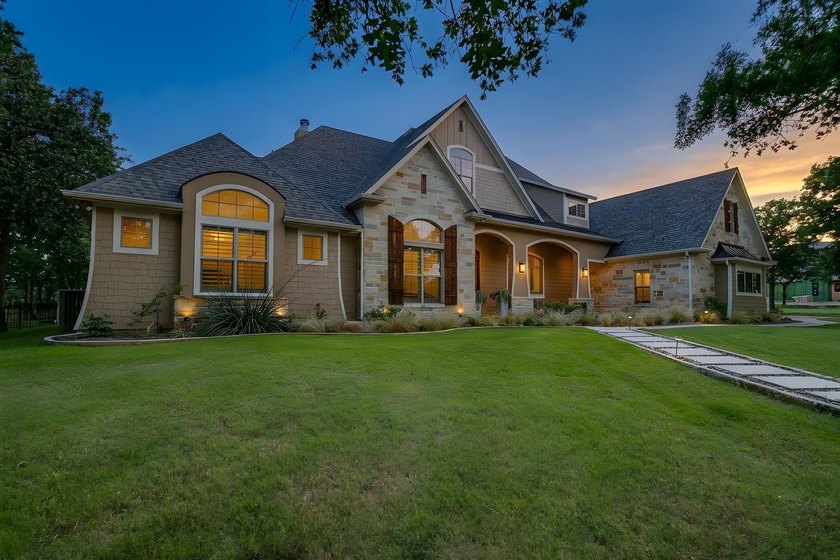 THERE'S NO PLACE LIKE THIS HOME. This is the property where - photo 4