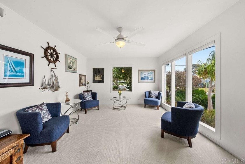 First time on the market in 50 years! Located in the desirable - photo 6