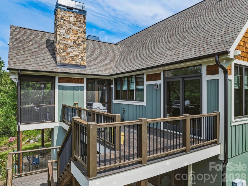 Rarely does a home of this caliber become available in Lakeview - photo 18
