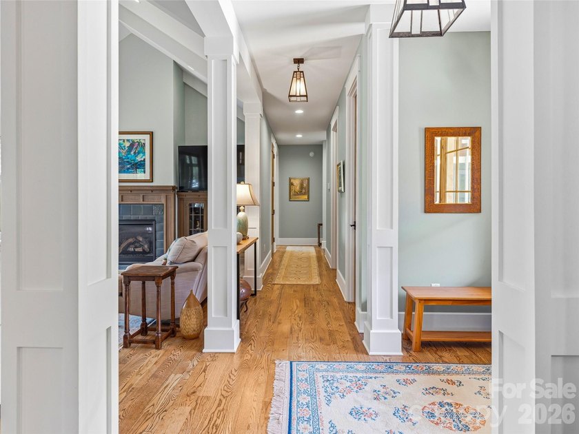 Rarely does a home of this caliber become available in Lakeview - photo 28