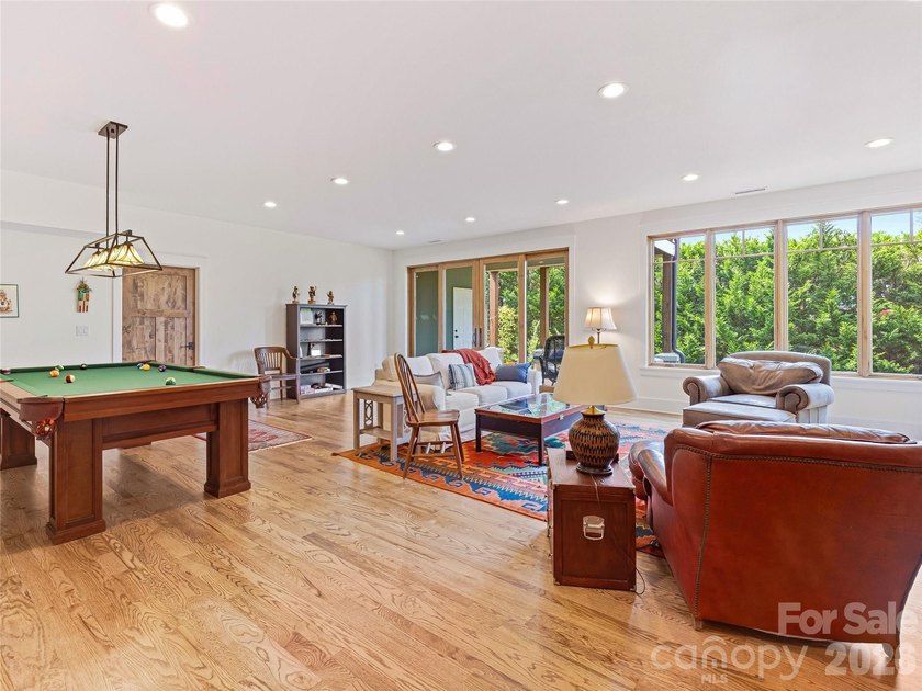 Rarely does a home of this caliber become available in Lakeview - photo 32