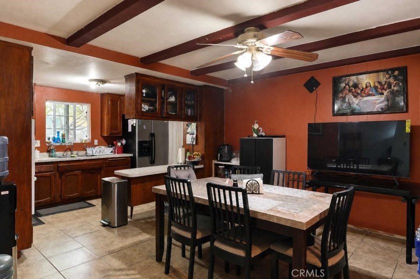 Located in the heart of vibrant Santa Ana, this spacious - photo 6