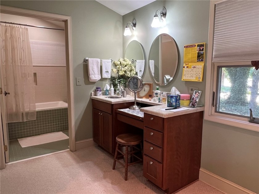 MAJOR PRICE IMPROVEMENT!! Welcome to this beautiful 3 bedroom/3 - photo 22