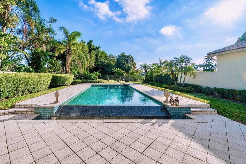 Own a piece of paradise in the ultra-exclusive Isles at Hunters - photo 23
