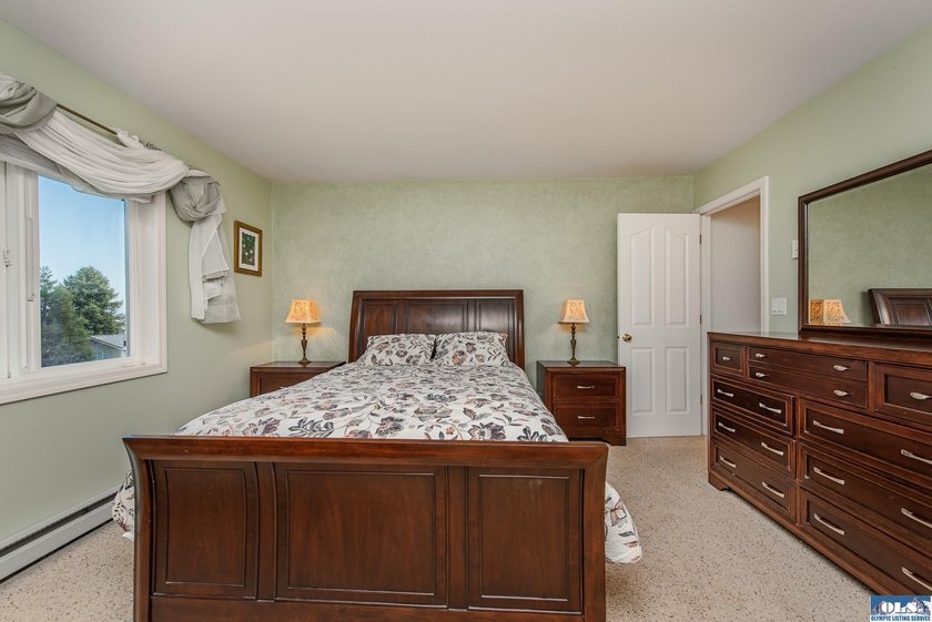 Back on the market - no fault of the seller - buyer's financing - photo 29