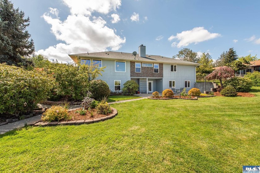 Back on the market - no fault of the seller - buyer's financing - photo 50