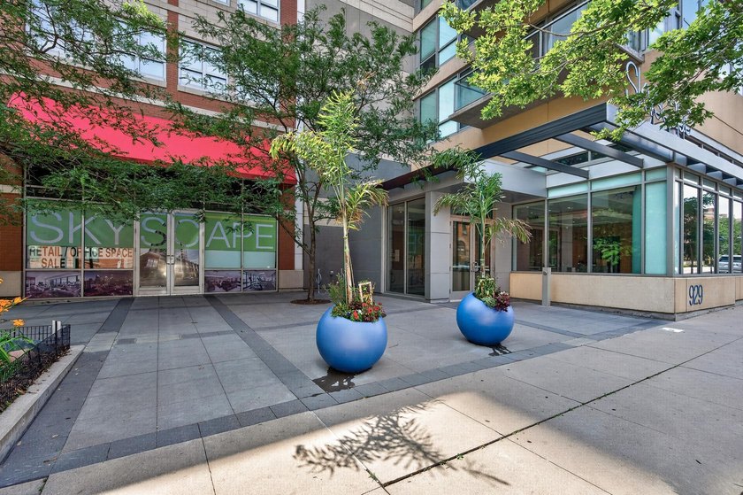 Enjoy the best of downtown Minneapolis in this inviting - photo 2