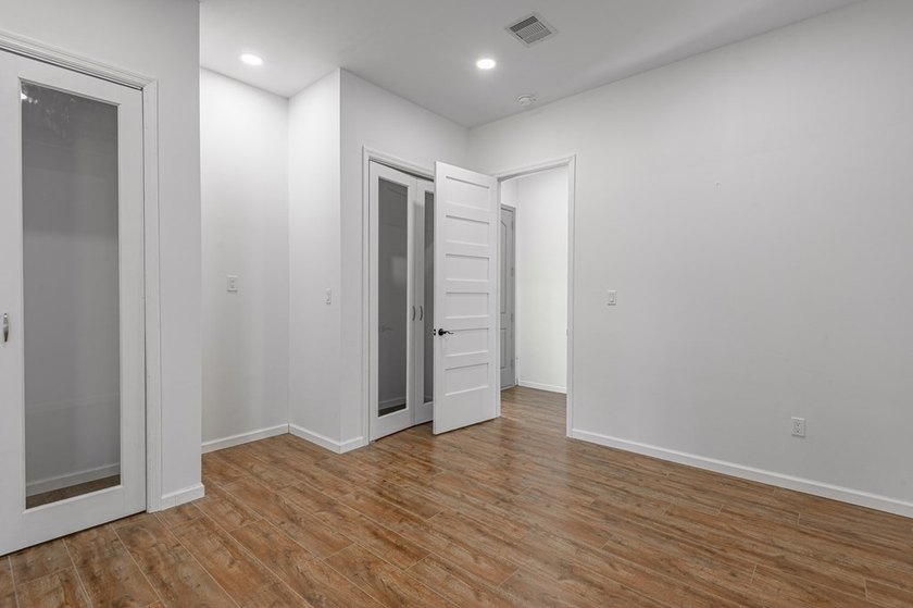 Clean, New, Modern. Not like every other house on the market - photo 9