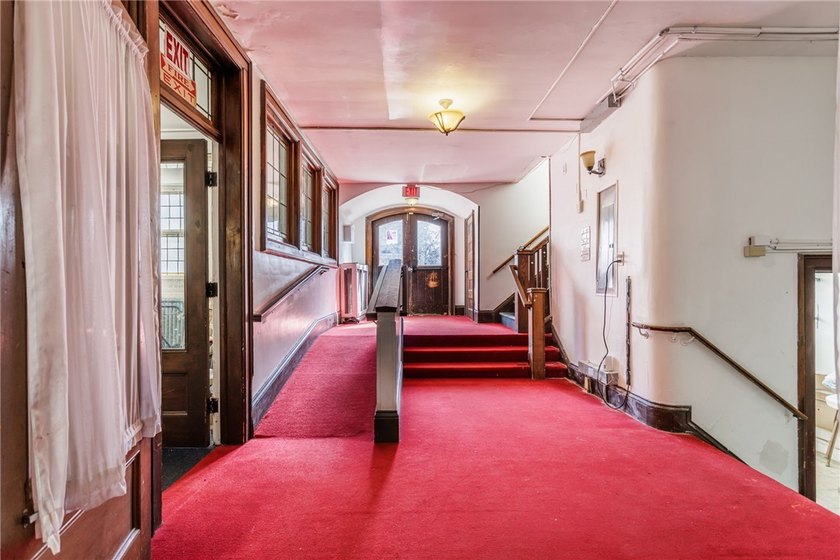 A rare opportunity! Located South East of City Center in the - photo 33