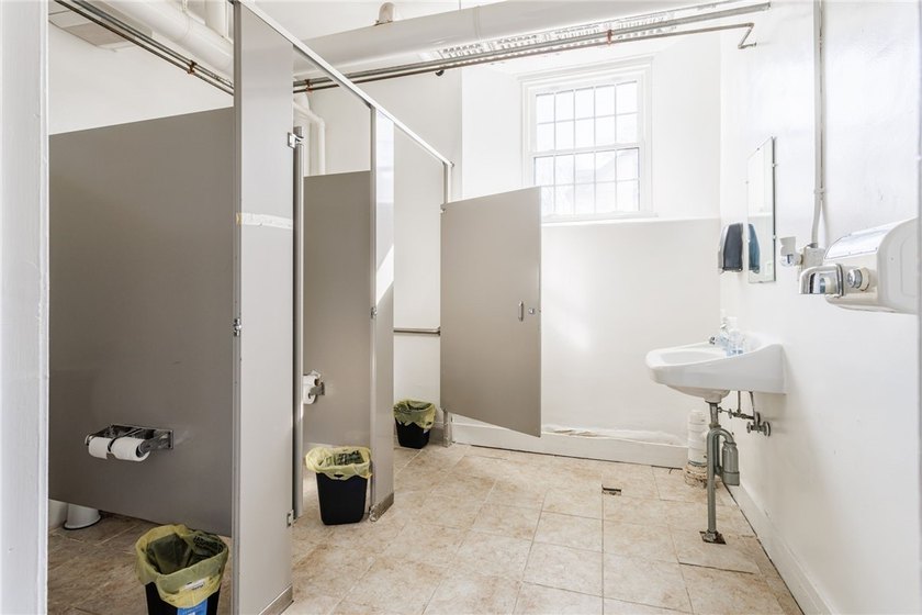 A rare opportunity! Located South East of City Center in the - photo 36