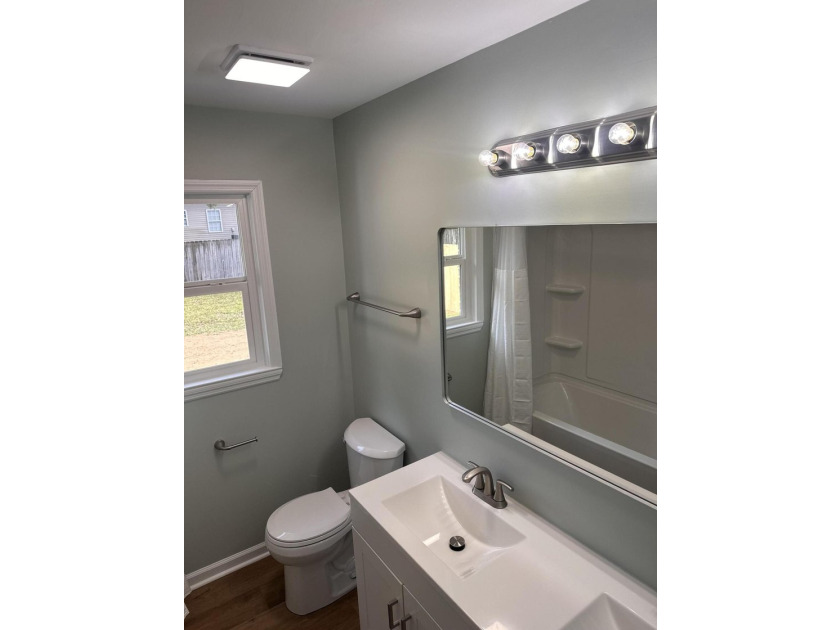 1038 Harbor View Road for sale. This fully leased duplex - photo 14