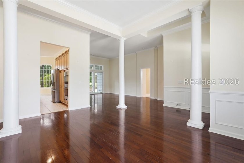 Popular Rivers model in highly sought-after Island West! - photo 15