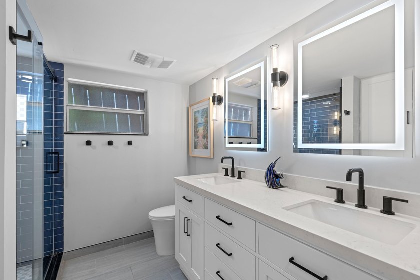 ABSOLUTELY GORGEOUS FIRST FLOOR CONDO | PRESTIGIOUS BANYAN - photo 16