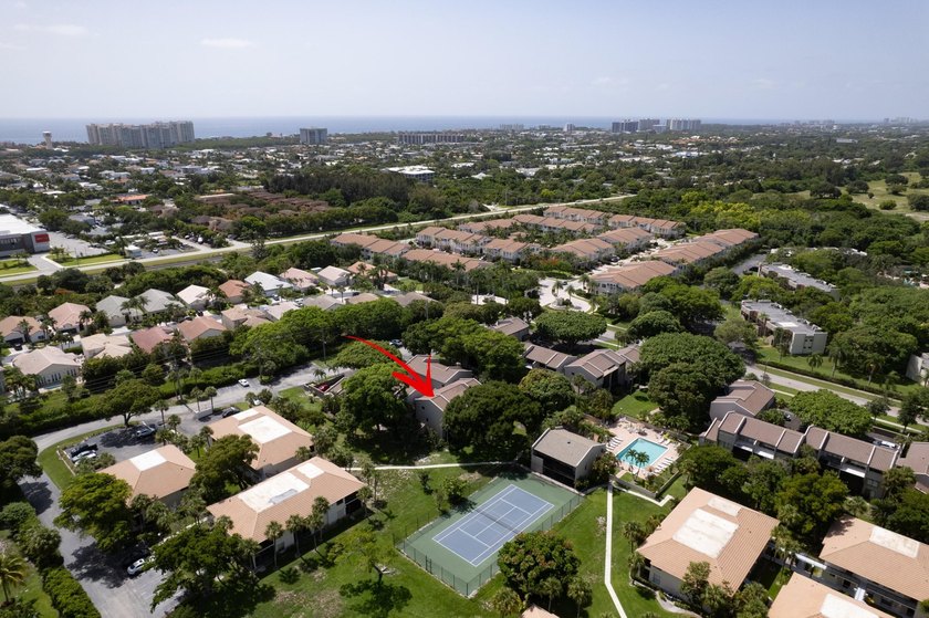 ABSOLUTELY GORGEOUS FIRST FLOOR CONDO | PRESTIGIOUS BANYAN - photo 29