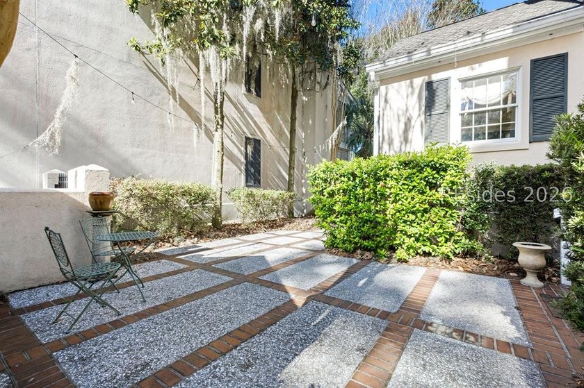 Charming Charleston-style Lowcountry home located within the - photo 5