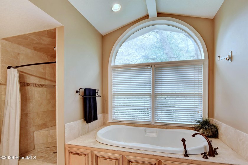 Ideally located on the south end of St. Simons Island, this - photo 18