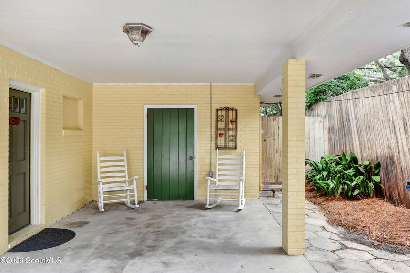 Ideally located on the south end of St. Simons Island, this - photo 27