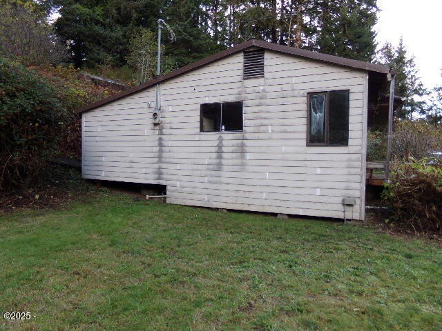 2 bedroom, 1 bathroom home on .88 acres. Close to Waldport Bay - photo 3
