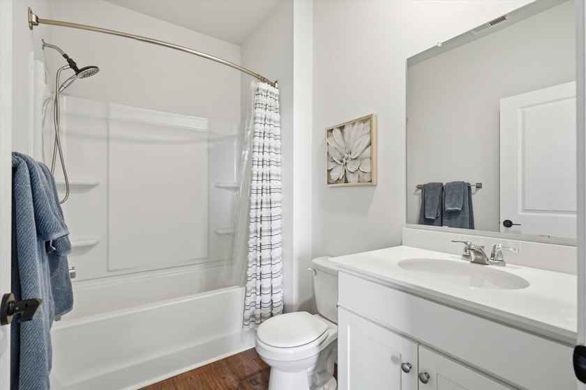Tucked away on a quiet cul-de-sac in the highly desirable Taylor - photo 18