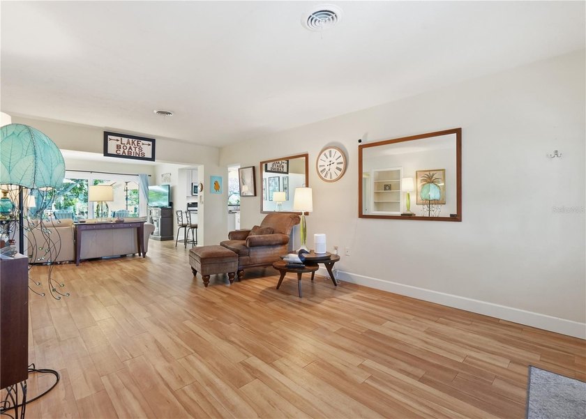 Welcome to your waterfront retreat in the heart of Palm Harbor - photo 6