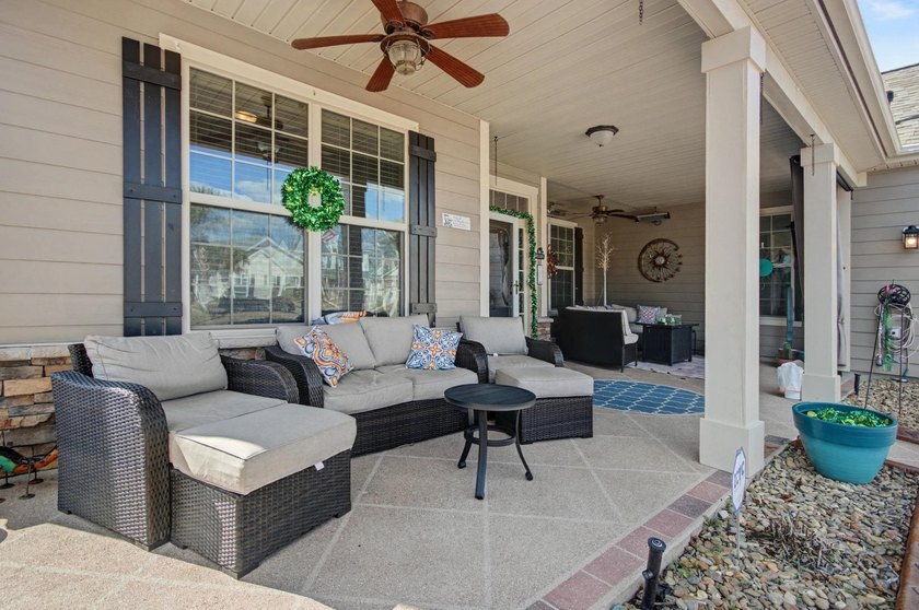 Welcome to 437 Coral Harbor Drive in the highly sought-after - photo 4
